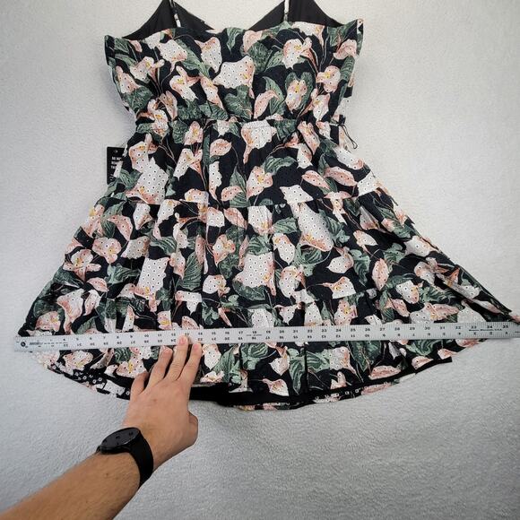 Express Tiered Trapeze Dress Womens Large Floral Print Eyelet V-Neck Tiered - Picture 14 of 16